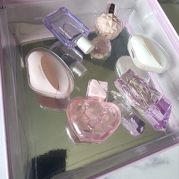 Ariana Grande Greatest Hits Fragrance Set|6 PC Fragrance Set|Limited Edition NEW - Picture 4 of 6
